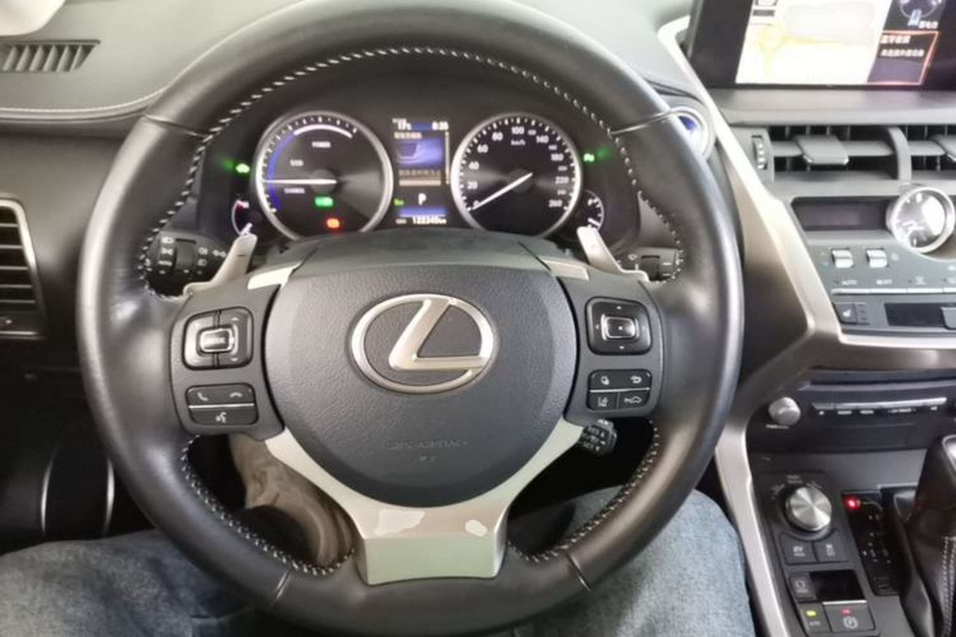 Used Lexus NX 2018 300h Front-Wheel-Drive FENGSHANG Version China V Emission Standard Steering Wheel