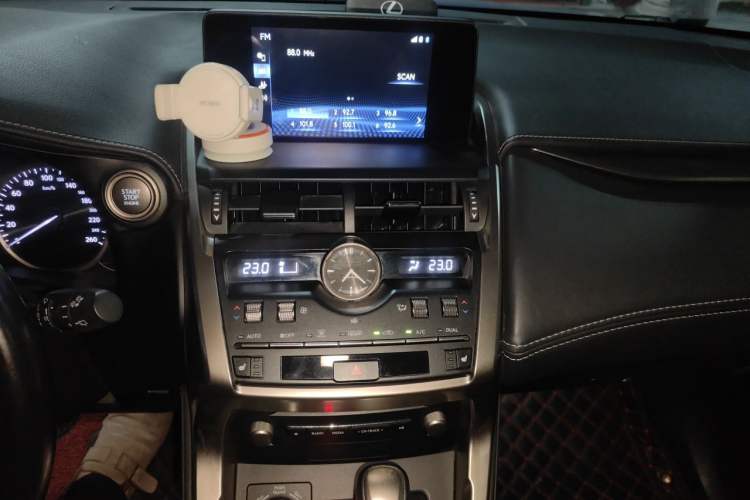 Used Lexus NX 2018 300 Front-Drive Freeline Edition Audio And AC Panel