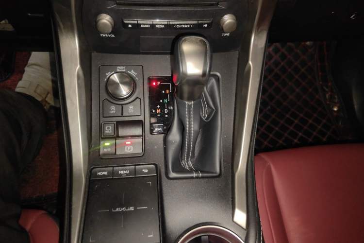Used Lexus NX 2018 300 Front-Drive Freeline Edition Gear Lever
