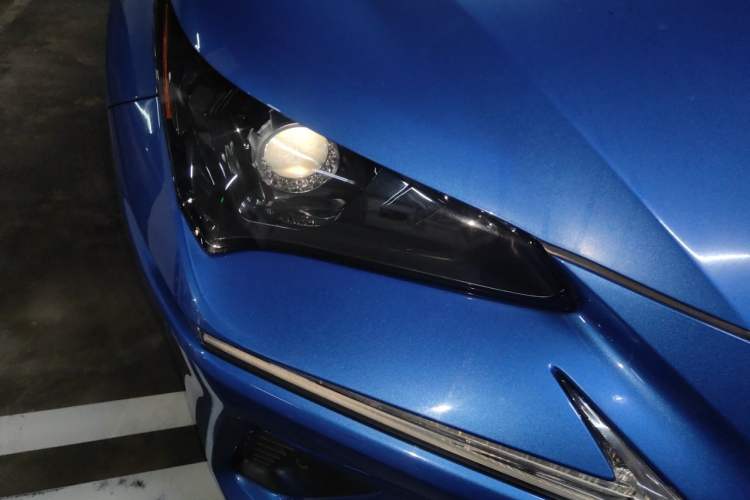 Used Lexus NX 2018 300 Front-Drive Freeline Edition Right Front Headlight