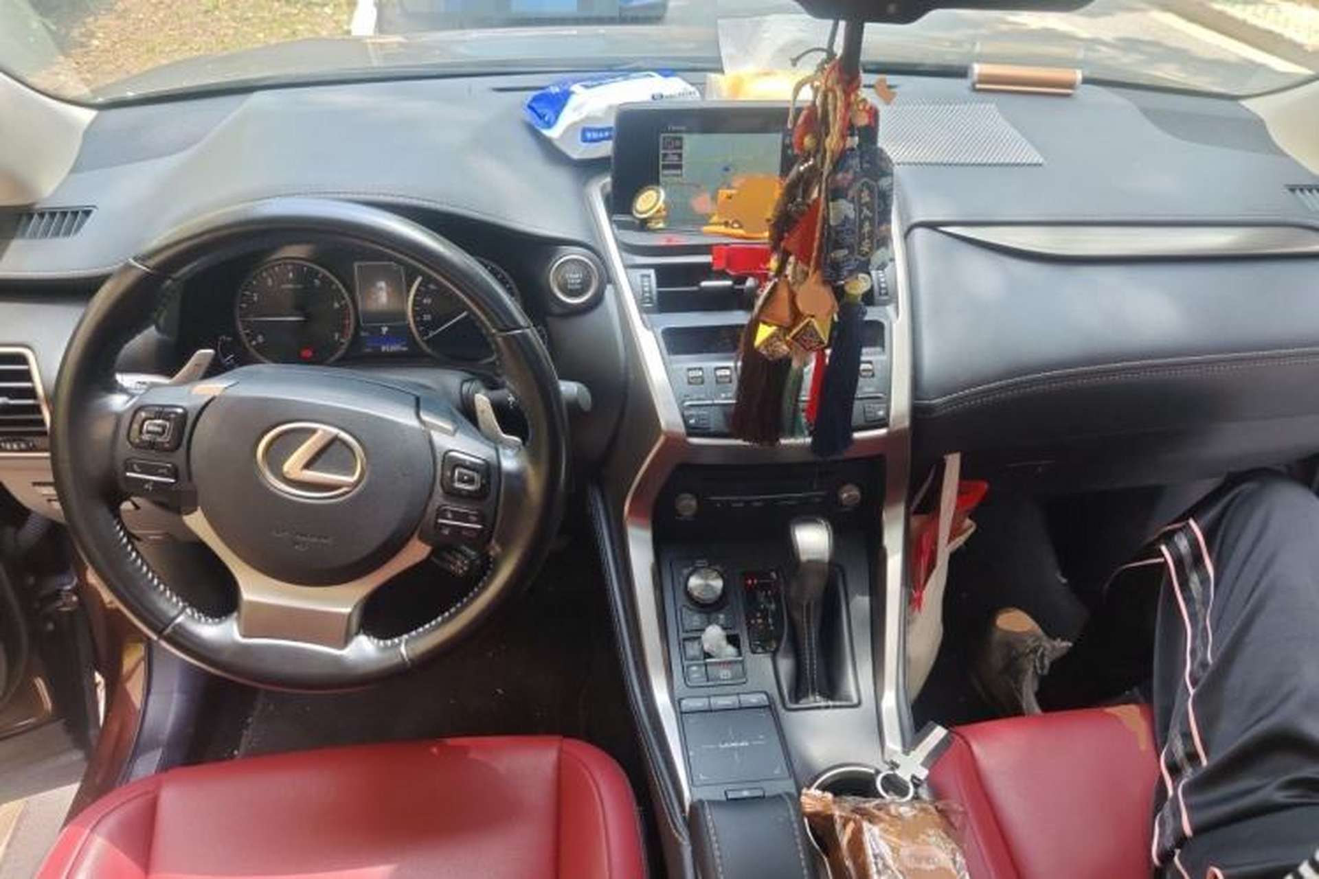 Used Lexus NX 2018 200 All-Wheel Drive FENGSHANG Version China VI Standard Center Console