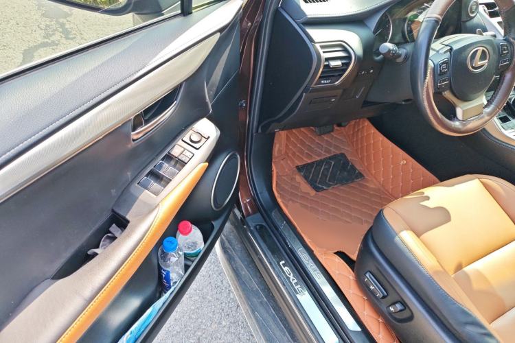 Used Lexus NX 2018 300 Front-Drive Freeline Edition Driver Seat