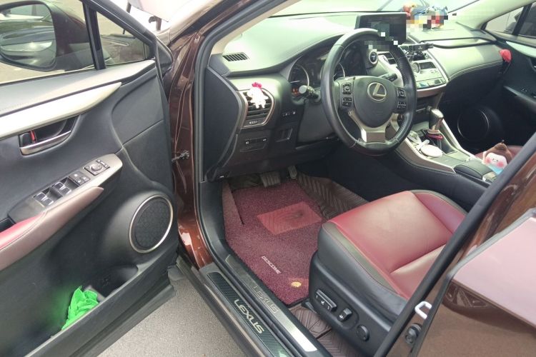 Used Lexus NX 2018 300h Front-Wheel-Drive FENGSHANG Version China V Emission Standard Driver Seat