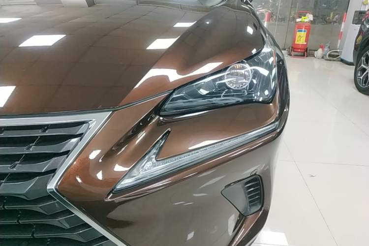 Used Lexus NX 2018 200 Front-Wheel-Drive Xingxing Edition China VI Standard Left Front Headlight