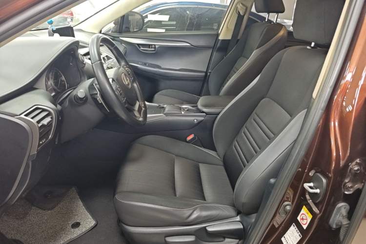 Used Lexus NX 2018 200 Front-Wheel-Drive Xingxing Edition China VI Standard Left Front Seat