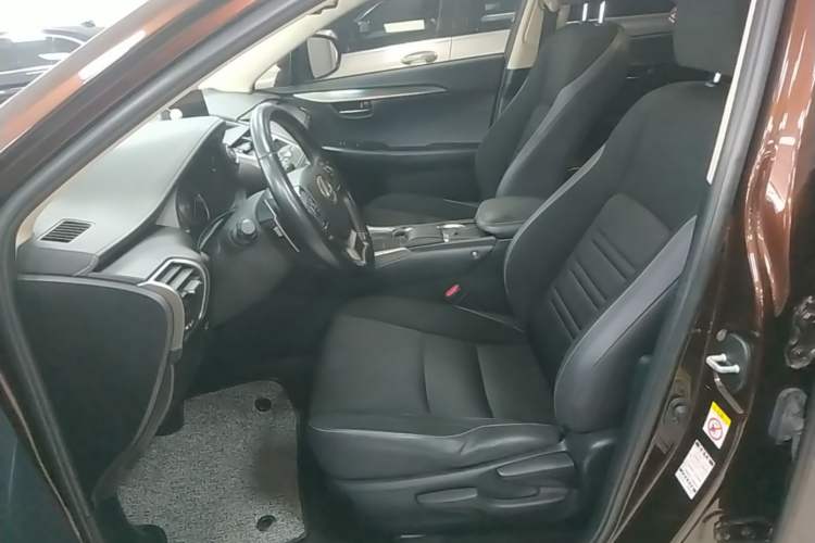 Used Lexus NX 2018 200 Front-Wheel-Drive Xingxing Edition China VI Standard Left Front Seat