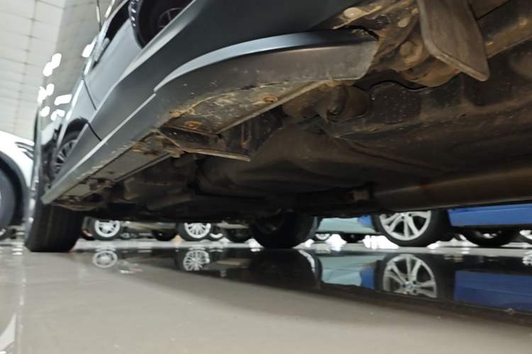 Used Lexus NX 2018 200 Front-Wheel-Drive Xingxing Edition China VI Standard Left Side Sill
