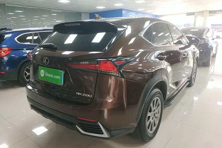 Used Lexus NX 2018 200 Front-Wheel-Drive Xingxing Edition China VI Standard Rear Right 45 Deg