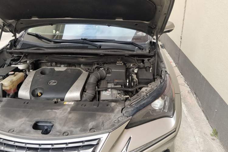 Used Lexus NX 2018 200 Front-Wheel-Drive X-Trail Version China V Standard Engine Bay Left