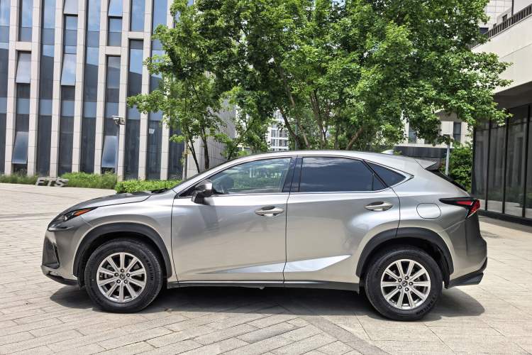 Used Lexus NX 2018 300 Front-Drive Freeline Edition Exterior 3