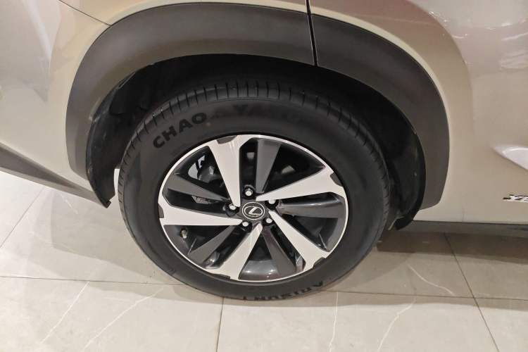 Used Lexus NX 2018 300h All-Wheel-Drive FENGZHI Edition China V Emission Standard Exterior 8