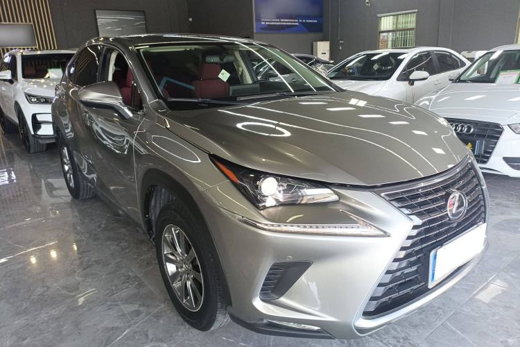 Used Lexus NX 2018 200 Front-Wheel-Drive Xingxing Edition China VI Standard Front Right 45 Deg
