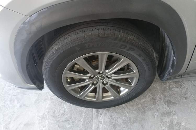 Used Lexus NX 2018 200 Front-Wheel-Drive Xingxing Edition China VI Standard Left Front Wheel Hub