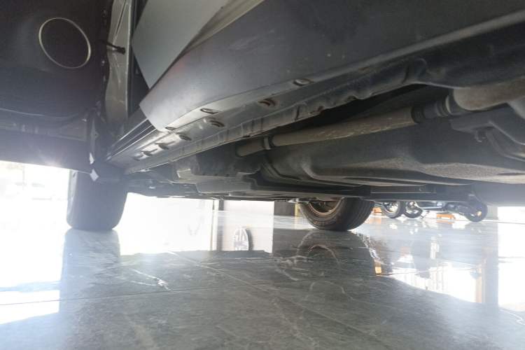 Used Lexus NX 2018 200 Front-Wheel-Drive Xingxing Edition China VI Standard Left Side Sill