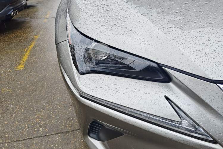 Used Lexus NX 2018 200 Front-Wheel-Drive X-Trail Version China V Standard Right Front Headlight