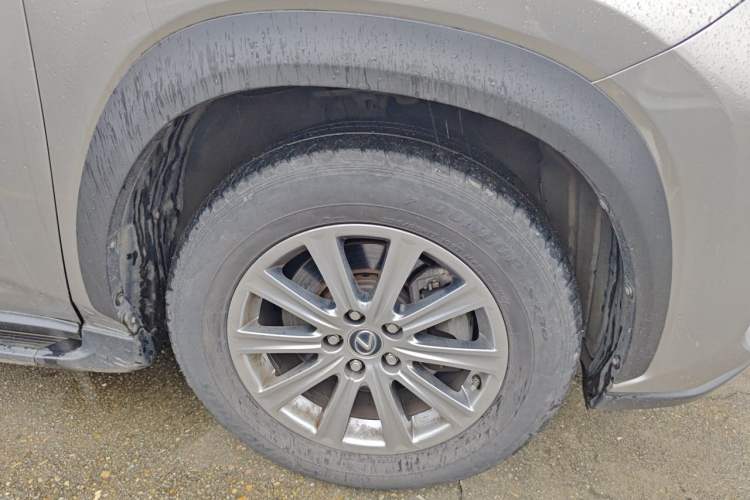 Used Lexus NX 2018 200 Front-Wheel-Drive X-Trail Version China V Standard Right Front Wheel Hub