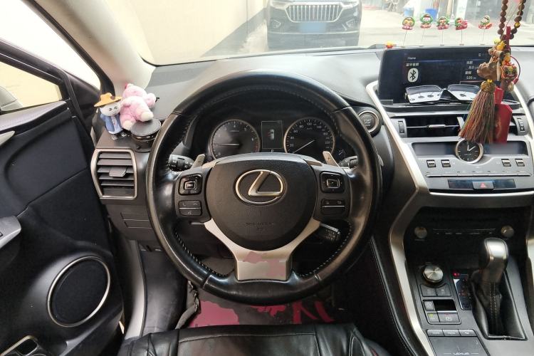 Used Lexus NX 2018 200 Front-Wheel-Drive X-Trail Version China V Standard Steering Wheel