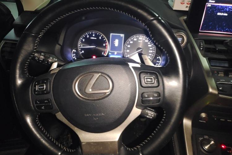 Used Lexus NX 2018 300 Front-Drive Freeline Edition Steering Wheel