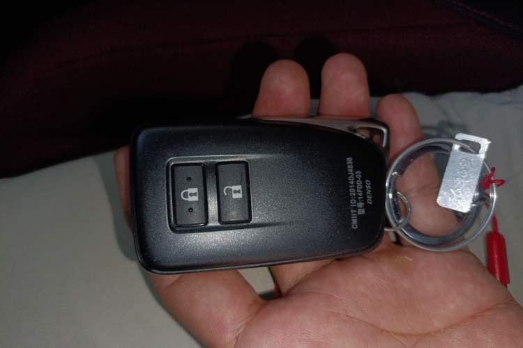 Used Lexus NX 2018 200 Front-Wheel-Drive Xingxing Edition China VI Standard Vehicle Key