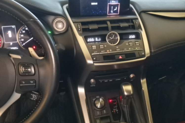 Used Lexus NX 2018 300 Front-Drive Freeline Edition Audio And AC Panel