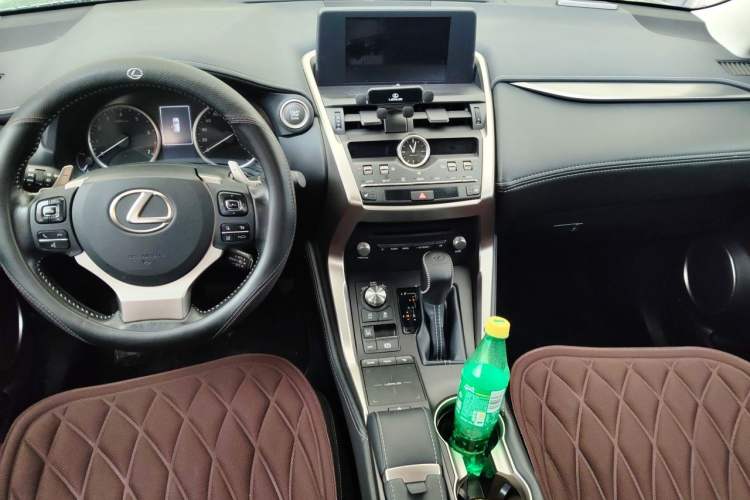 Used Lexus NX 2018 200 All-Wheel Drive Fēngshàng Version China V Standard Center Console