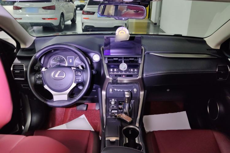 Used Lexus NX 2018 200 All-Wheel Drive Fēngshàng Version China V Standard Center Console