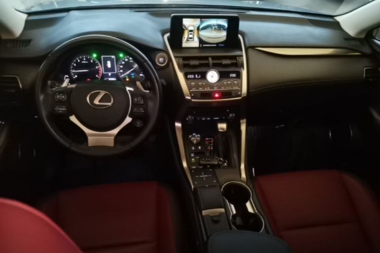 Used Lexus NX 2018 300 Front-Drive Freeline Edition Center Console