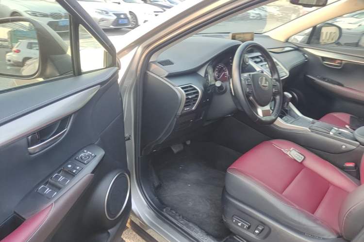 Used Lexus NX 2018 300 Front-Drive Freeline Edition Driver Seat