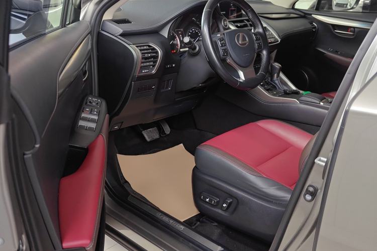 Used Lexus NX 2018 300 Front-Drive Freeline Edition Driver Seat