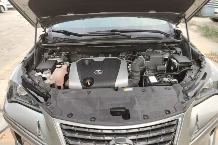 Used Lexus NX 2018 200 All-Wheel Drive FENGSHANG Version China VI Standard Engine Bay