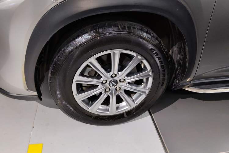 Used Lexus NX 2018 200 All-Wheel Drive Fēngshàng Version China V Standard Exterior 4