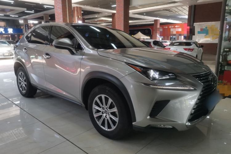 Used Lexus NX 2018 200 Front-Wheel-Drive Xingxing Edition China VI Standard Front Right 45 Deg