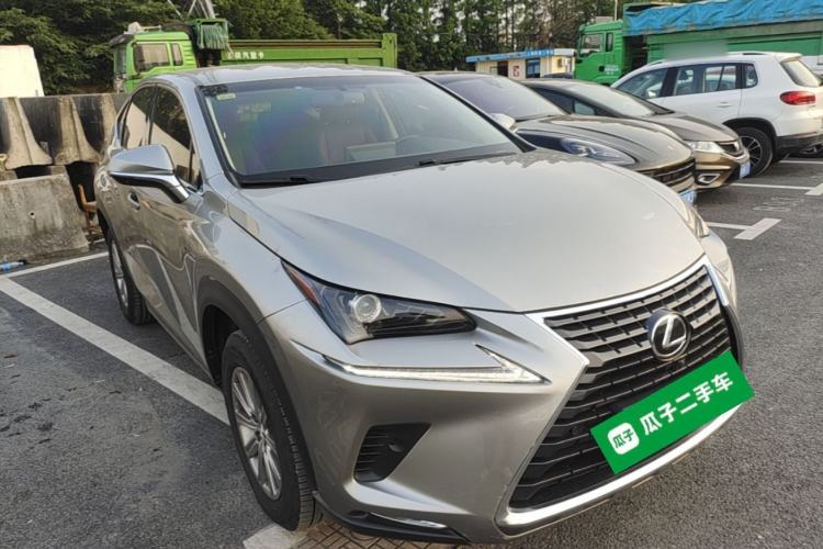 Used Lexus NX 2018 300 Front-Drive Freeline Edition Front Right 45 Deg