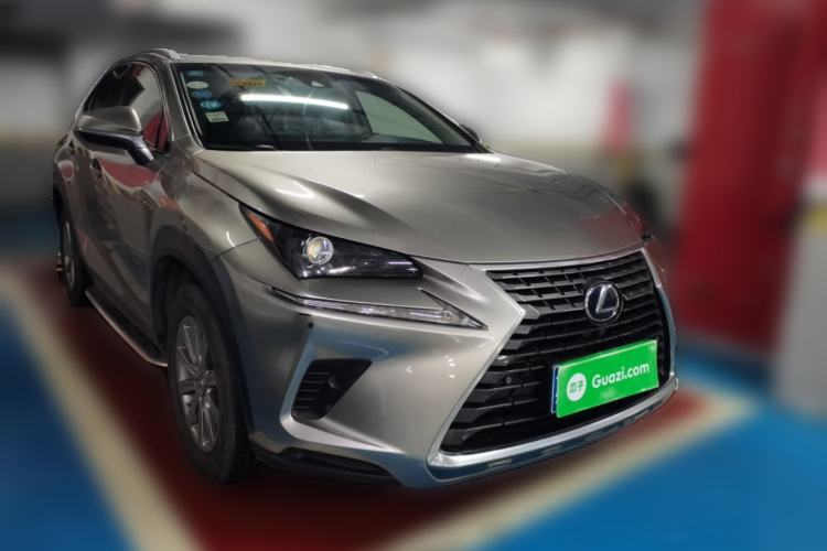 Used Lexus NX 2018 300h Front-Wheel-Drive FENGSHANG Version China V Emission Standard Front Right 45 Deg