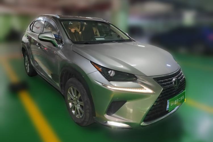 Used Lexus NX 2018 200 All-Wheel Drive Fēngshàng Version China V Standard Front Right 45 Deg