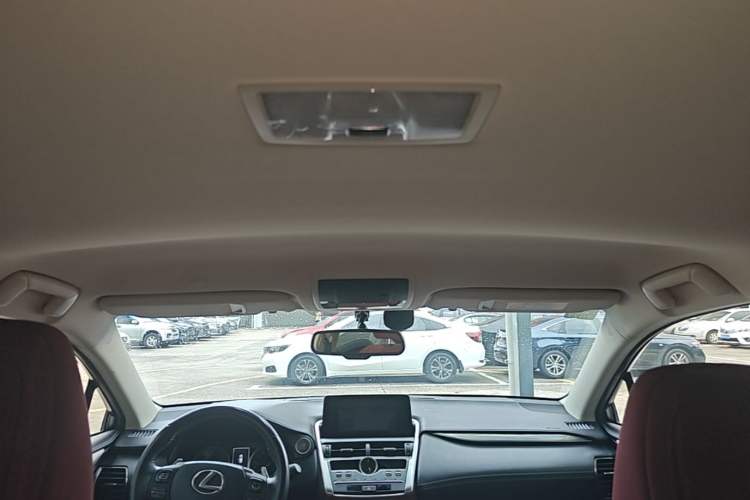 Used Lexus NX 2018 200 Front-Wheel-Drive Xingxing Edition China VI Standard Headliner