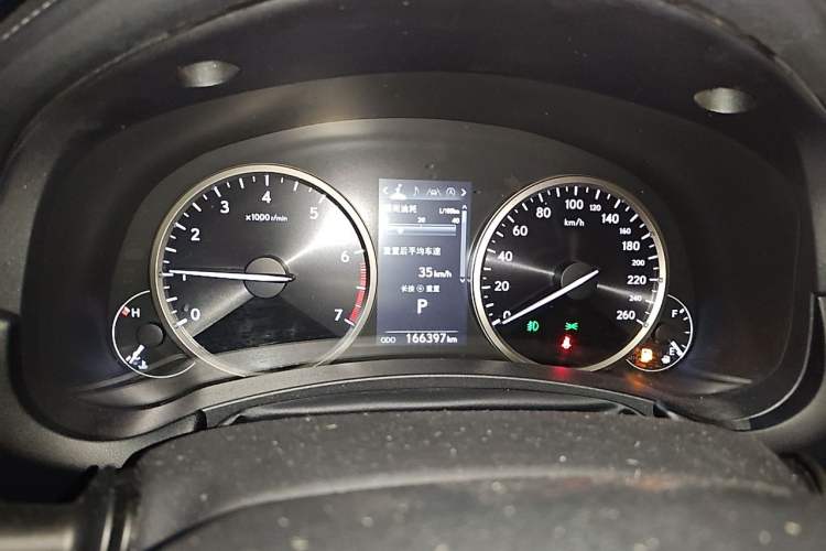 Used Lexus NX 2018 200 Front-Wheel-Drive Xingxing Edition China VI Standard Instrument Cluster