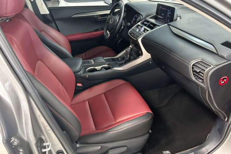 Used Lexus NX 2018 200 Front-Wheel-Drive Xingxing Edition China VI Standard Interior 2