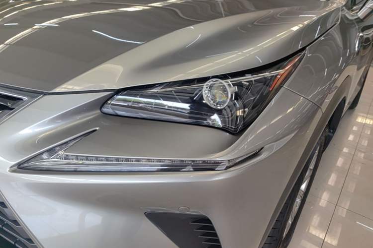 Used Lexus NX 2018 200 Front-Wheel-Drive Xingxing Edition China VI Standard Left Front Headlight