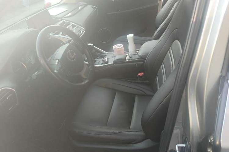 Used Lexus NX 2018 200 Front-Wheel-Drive Xingxing Edition China VI Standard Left Front Seat