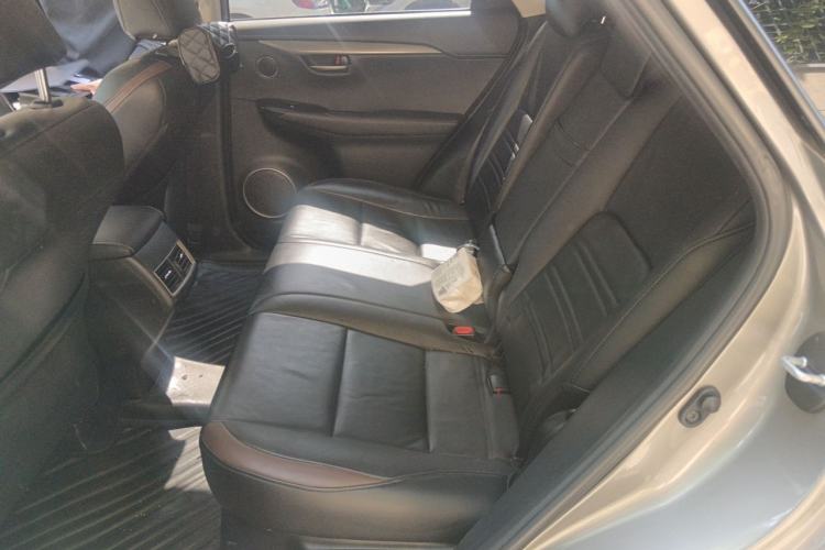 Used Lexus NX 2018 200 Front-Wheel-Drive X-Trail Version China V Standard Left Rear Seat