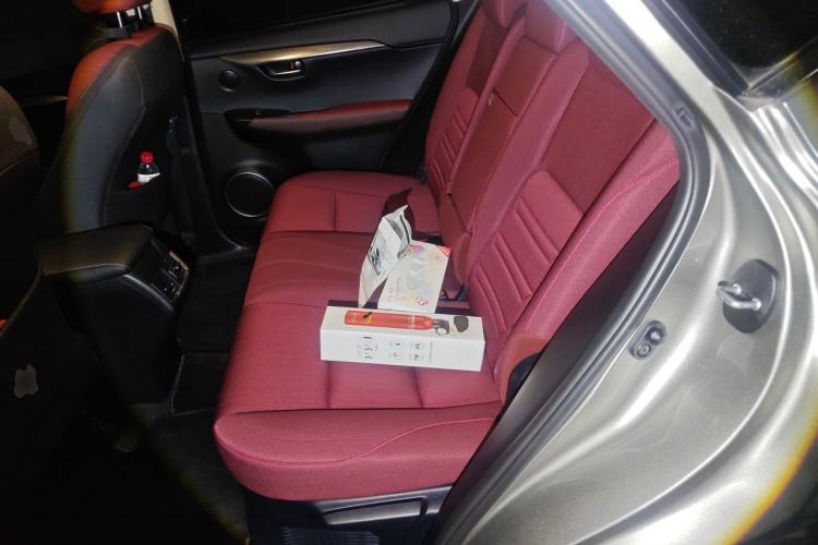 Used Lexus NX 2018 200 Front-Wheel-Drive X-Trail Version China V Standard Left Rear Seat