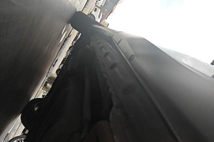 Used Lexus NX 2018 200 Front-Wheel-Drive Xingxing Edition China VI Standard Left Side Sill