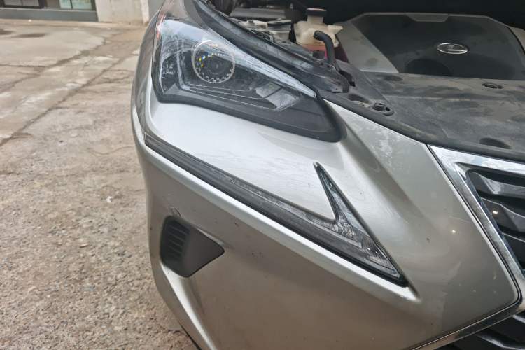 Used Lexus NX 2018 200 Front-Wheel-Drive Xingxing Edition China VI Standard Right Front Headlight