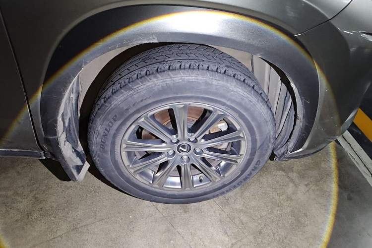 Used Lexus NX 2018 200 Front-Wheel-Drive Xingxing Edition China VI Standard Right Front Wheel Hub