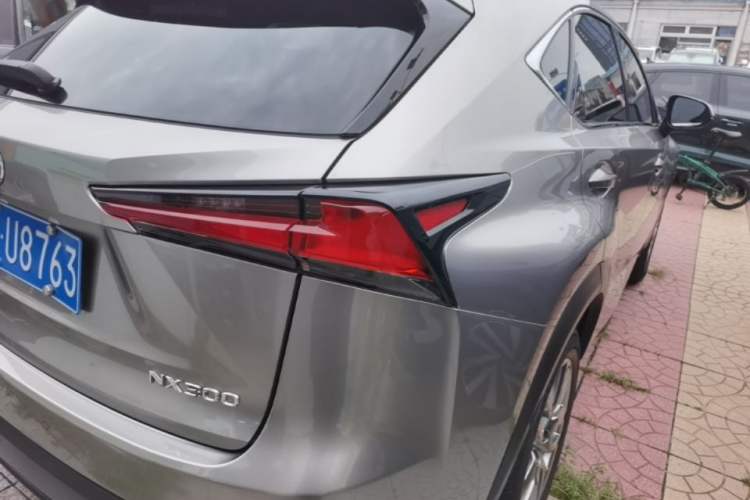 Used Lexus NX 2018 300 All-Wheel Drive Fēngshàng Edition Right Rear Taillight