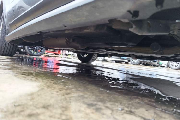 Used Lexus NX 2018 300h Front-Wheel-Drive FENGSHANG Version China V Emission Standard Right Side Sill