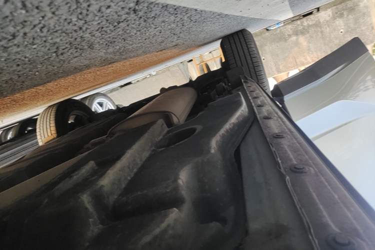 Used Lexus NX 2018 300 Front-Drive Freeline Edition Right Side Sill