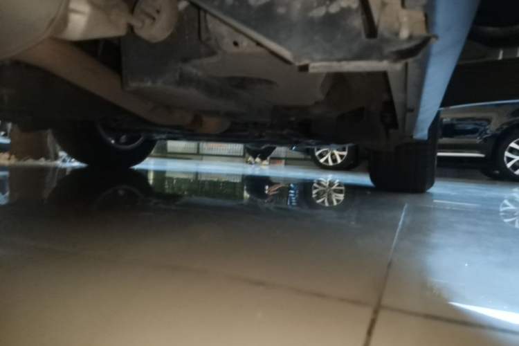 Used Lexus NX 2018 300 Front-Drive Freeline Edition Right Side Sill