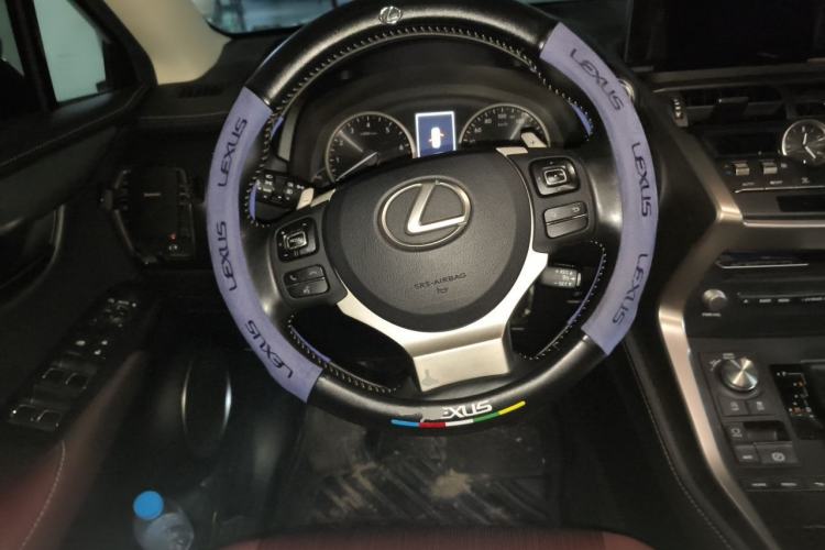 Used Lexus NX 2018 200 Front-Wheel-Drive X-Trail Version China V Standard Steering Wheel